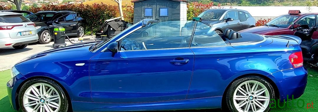 2009' BMW 123 photo #6