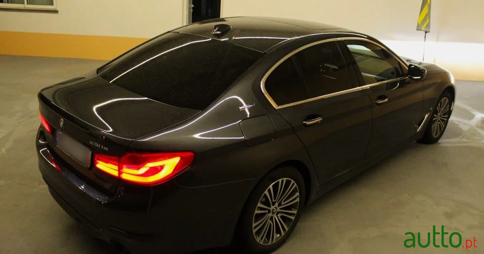 2018' BMW 530 E Iperformance photo #2