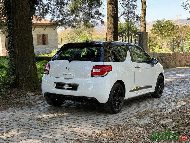 2013' Citroen DS3 1.2 Vti So Chic photo #4