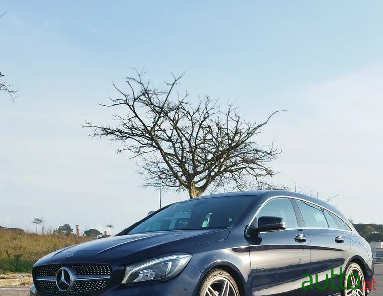 2018' Mercedes-Benz Classe Cla photo #1