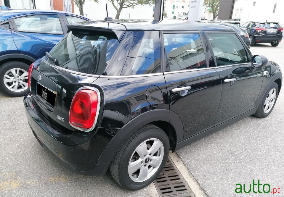 2016' MINI One photo #4