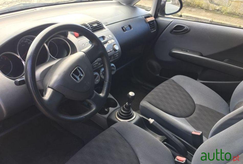 2006' Honda Jazz photo #1