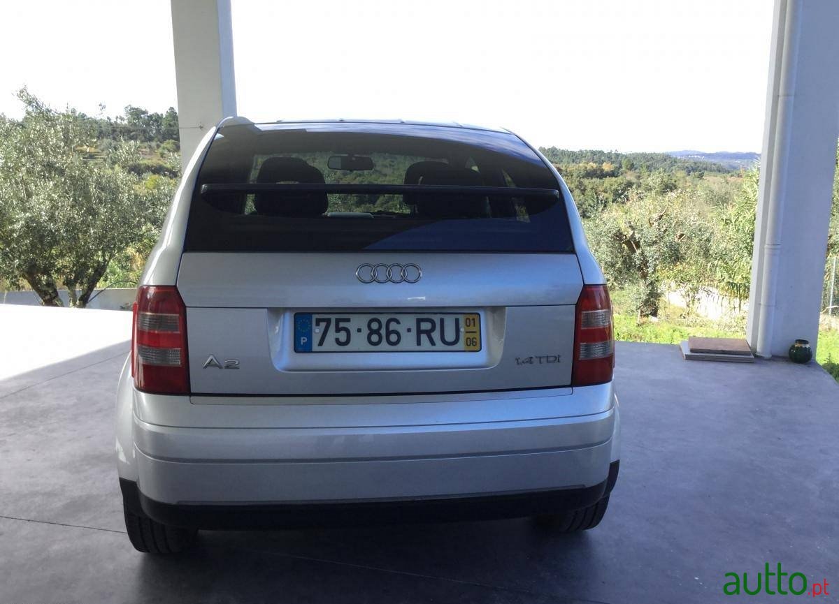 2001' Audi A2 TDI photo #2