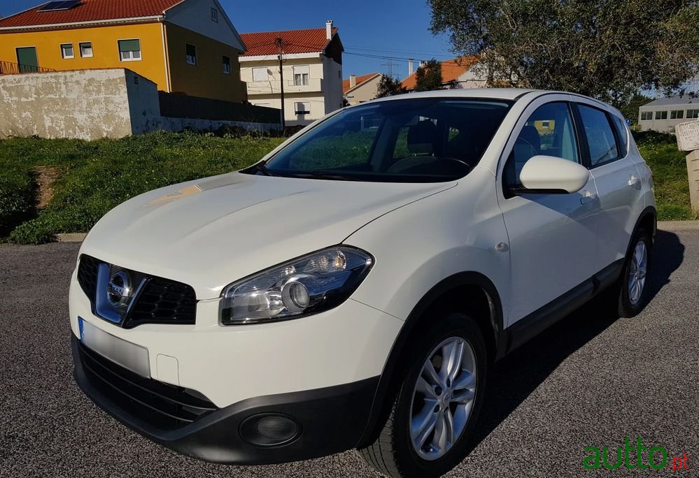 2012' Nissan Qashqai photo #1