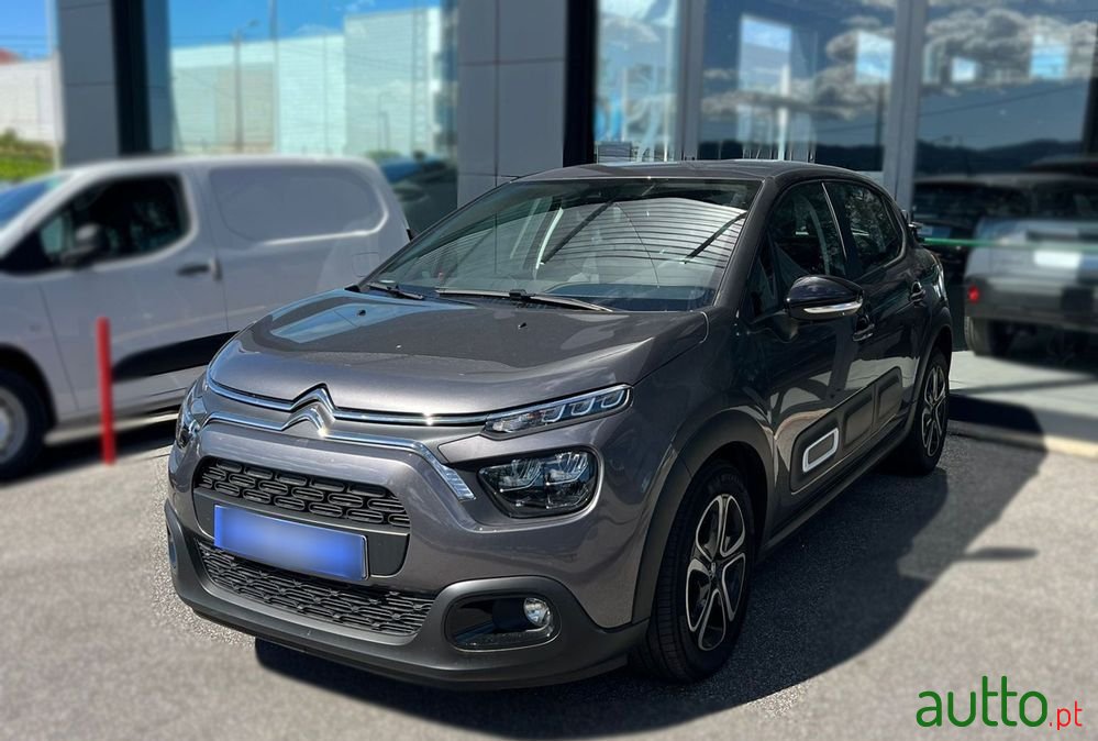 2024' Citroen C3 1.2 Puretech Plus photo #1