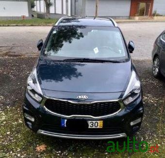 2017' Kia Carens photo #2