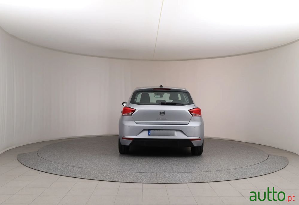 2023' SEAT Ibiza 1.0 Tsi Style Dsg photo #5