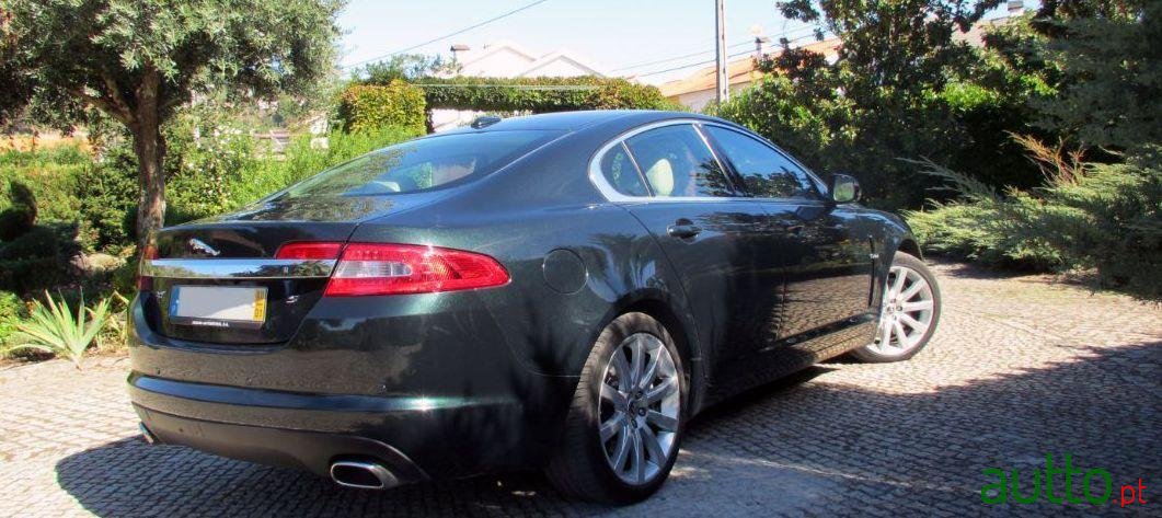 2010' Jaguar XF 3.0D V6 S Luxury photo #3