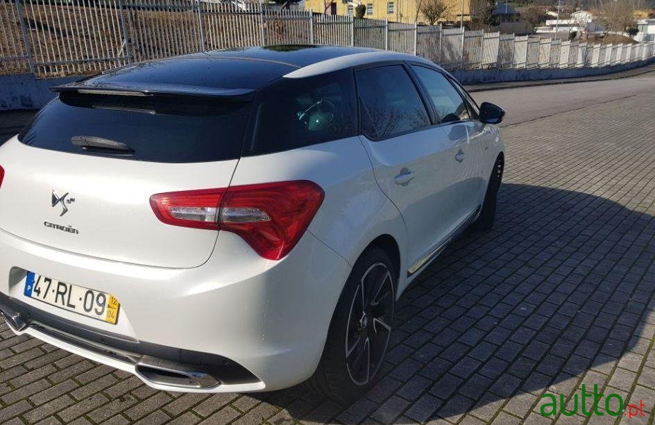 2012' DS Automobiles Ds5 Sochic Hybrid4 photo #6