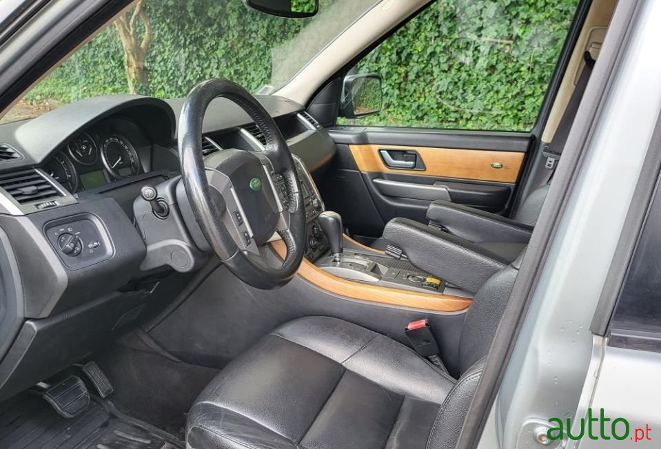 2006' Land Rover Range Rover Sport photo #3