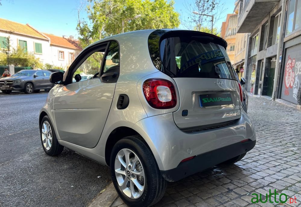 2018' Smart Fortwo Eq Prime photo #3