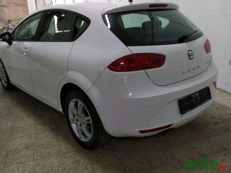 2010' SEAT Leon 1.6 Tdi Eco.Sport Start/Stop photo #2