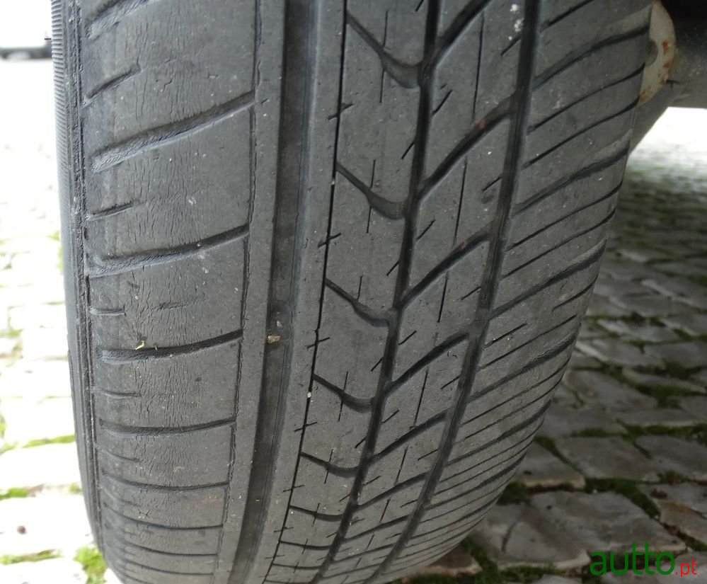 2010' Nissan Pixo 1.0 Acenta photo #5