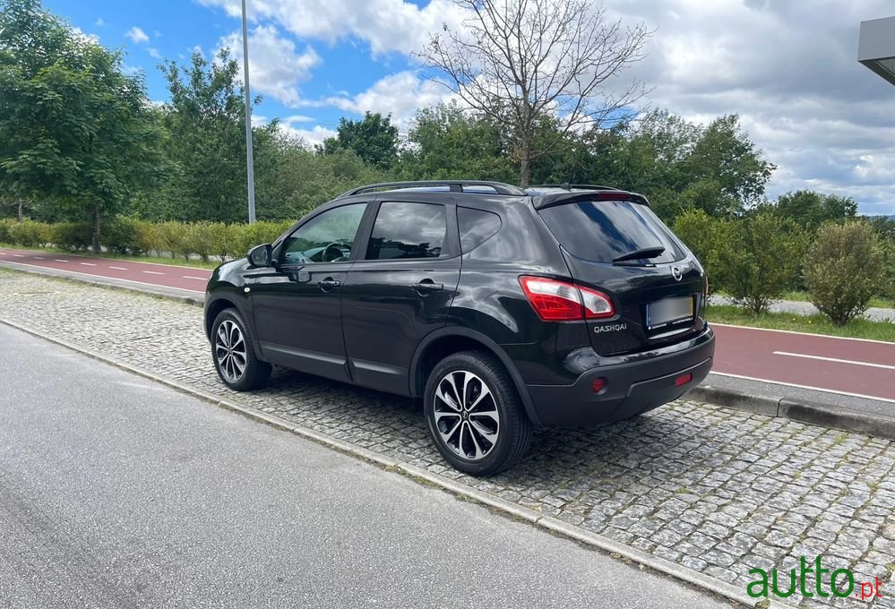 2013' Nissan Qashqai photo #2
