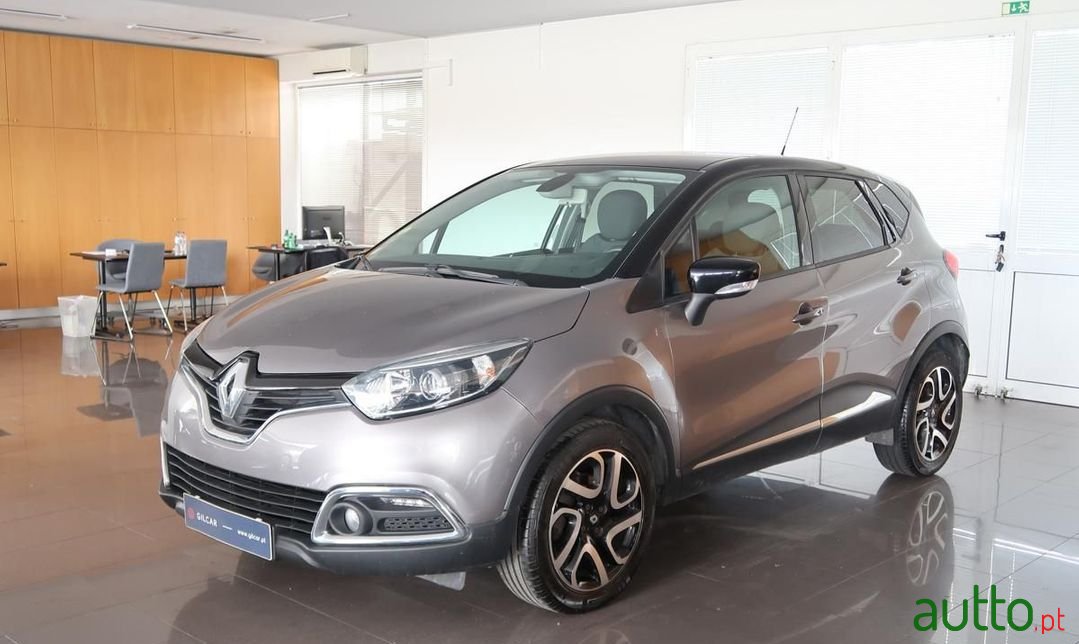 2014' Renault Captur photo #1