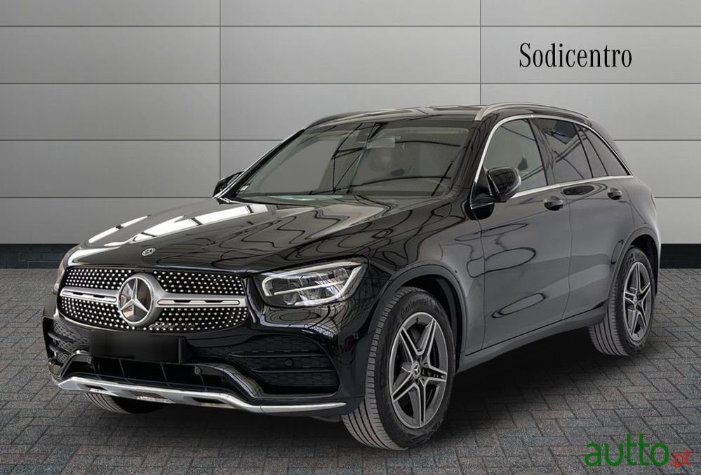 2020' Mercedes-Benz Classe Glc D 4Matic Edition photo #1