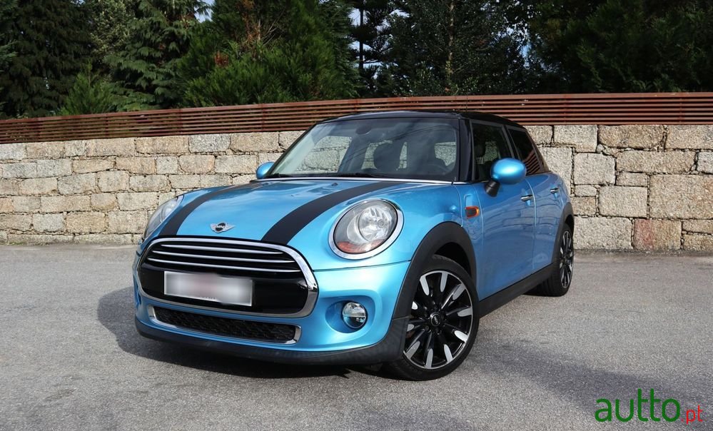 2015' MINI Cooper photo #1
