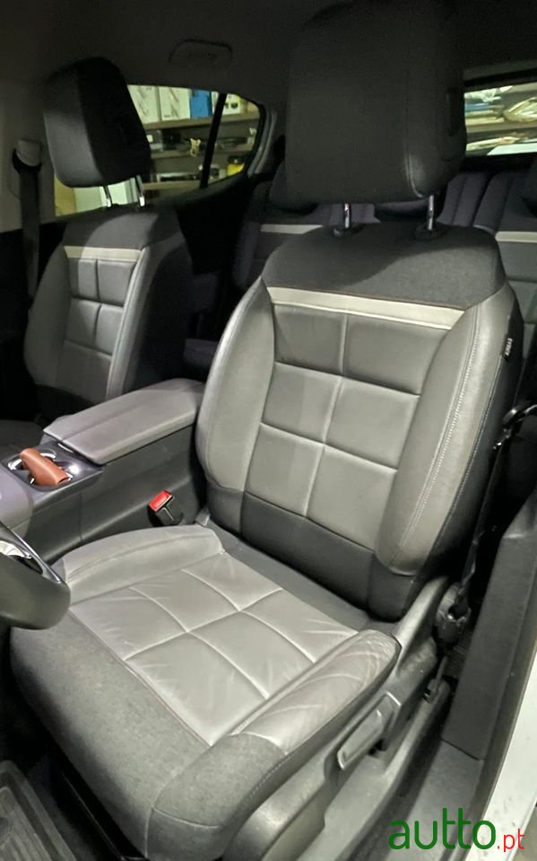 2019' Citroen C5 Aircross photo #5