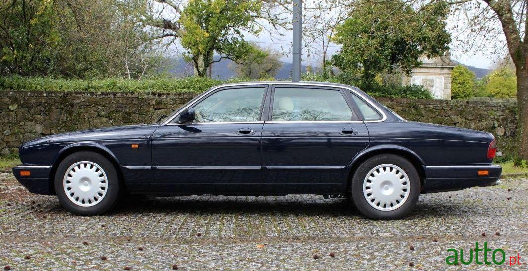 1996' Jaguar XJ6 X300 photo #2