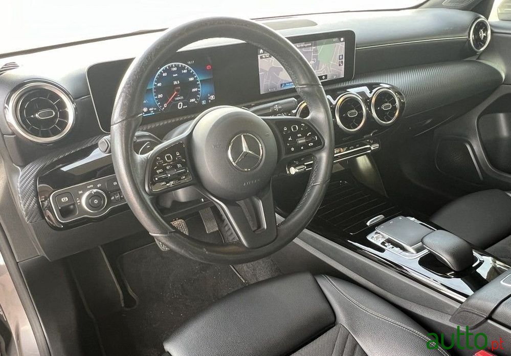 2019' Mercedes-Benz Classe A photo #2
