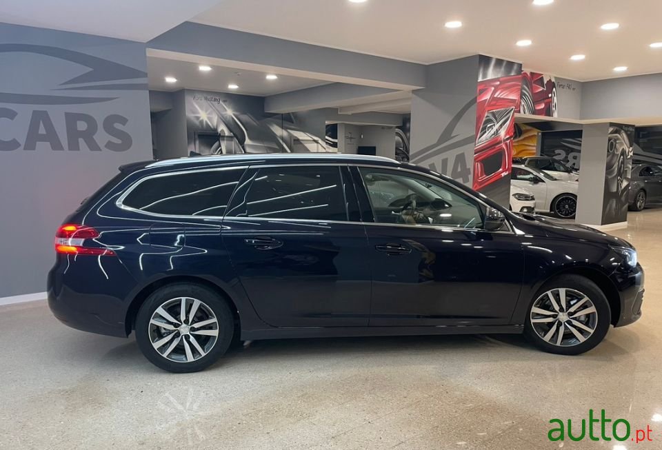 2019' Peugeot 308 Sw photo #3