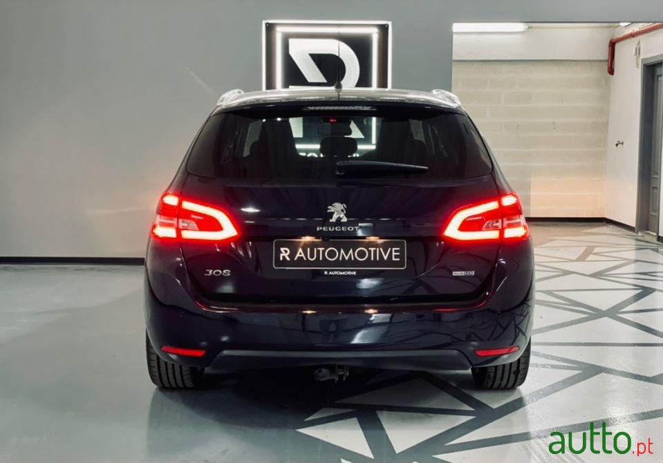 2015' Peugeot 308 Sw photo #4