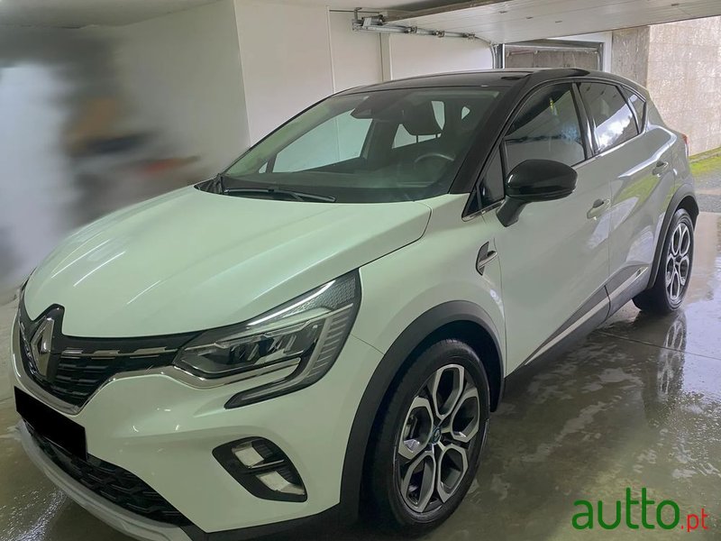 2020' Renault Captur photo #4