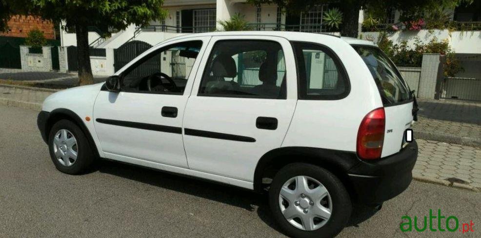 2001' Opel Corsa 1.5 Td photo #3
