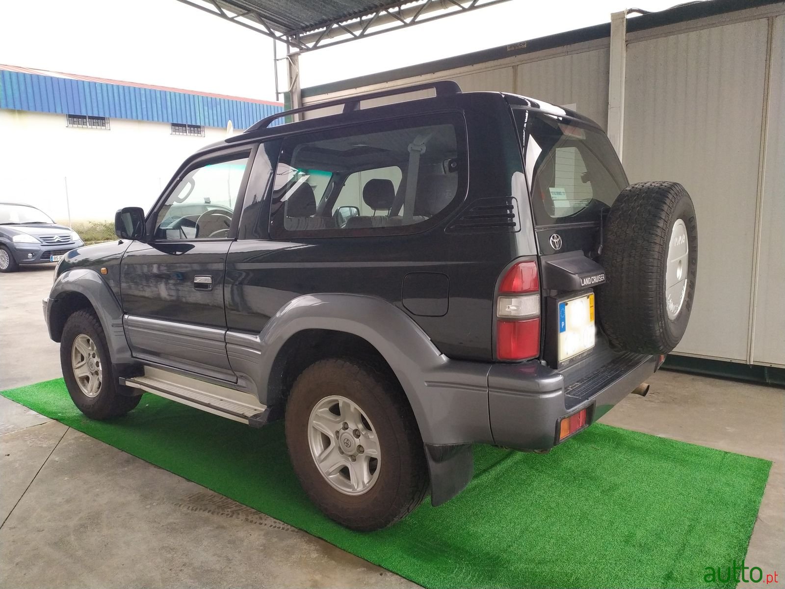 2001' Toyota Land Cruiser photo #5