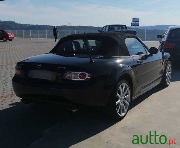 2007' Mazda MX-5 photo #6