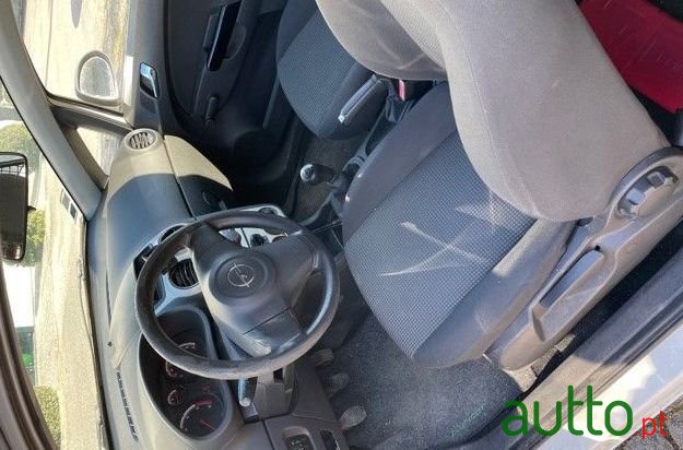 2010' Opel Corsa photo #1