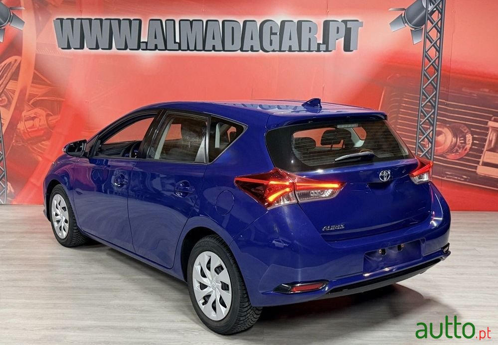 2018' Toyota Auris 1.33 Vvt-I Active+Ac photo #3