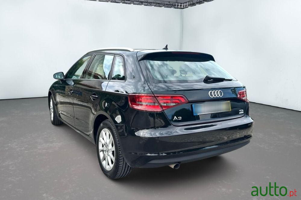 2015' Audi A3 Sportback photo #6