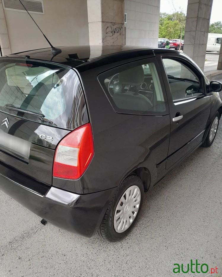 2007' Citroen C2 1.1 Sx photo #4