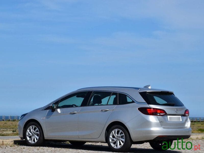 2019' Opel Astra Sports Tourer photo #6