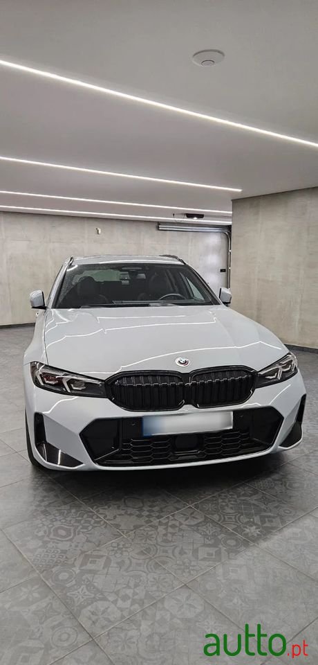 2023' BMW Série 3 E Touring photo #1