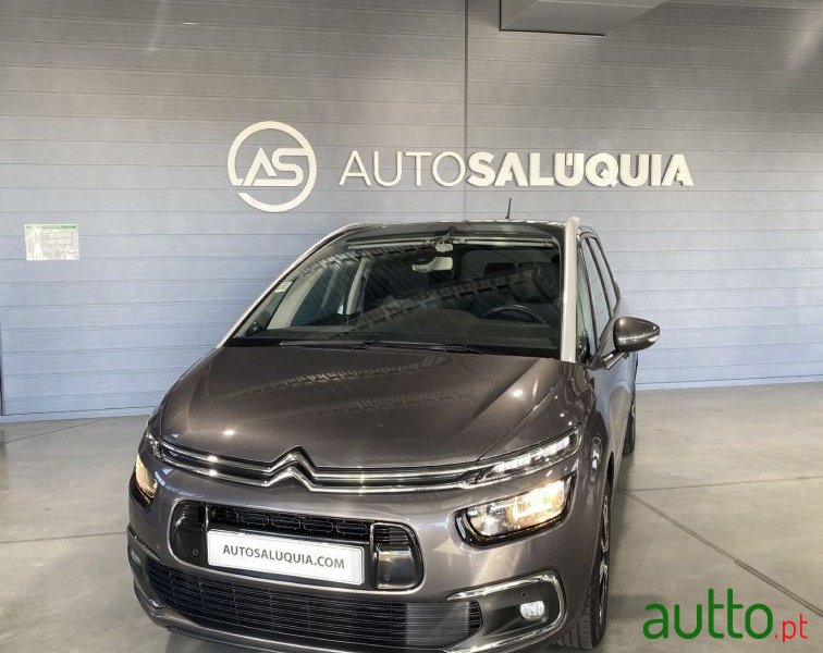 2019' Citroen C4 Spacetourer photo #1