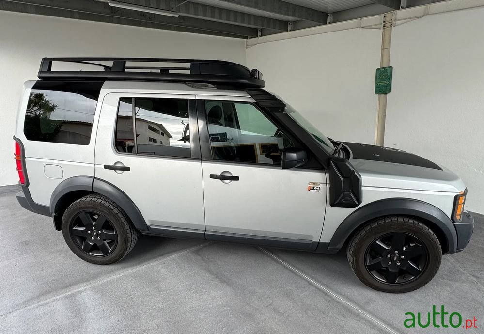 2005' Land Rover Discovery photo #2
