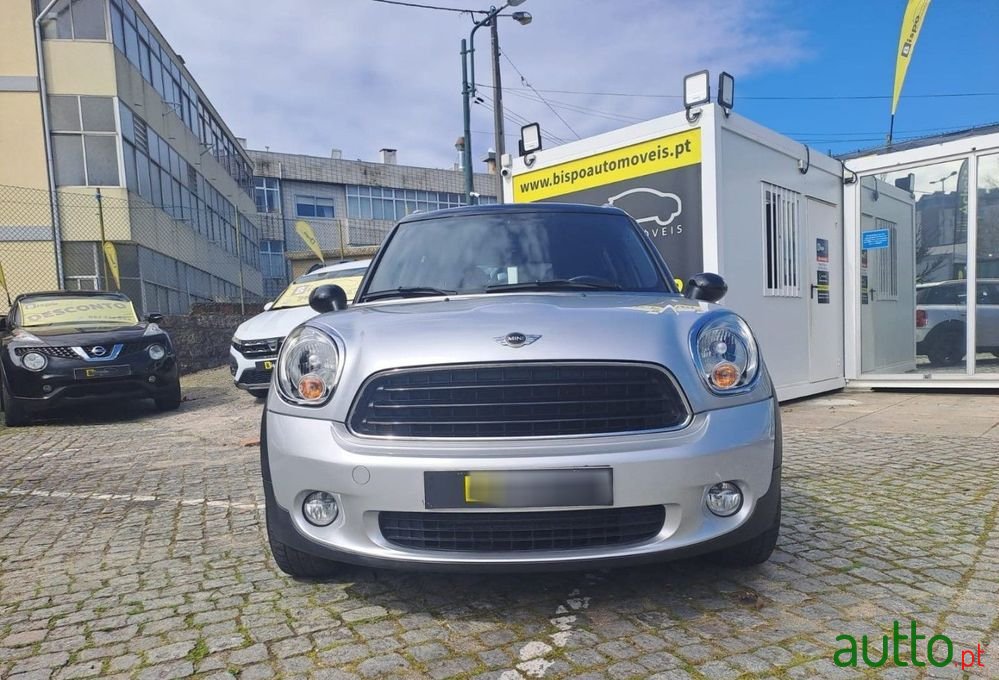 2014' MINI Countryman One D photo #2