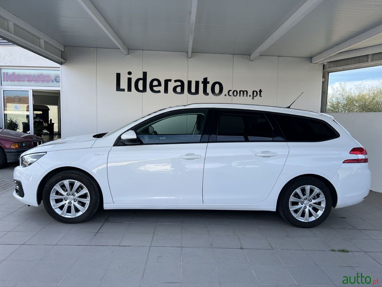 2018' Peugeot 308 Sw photo #5