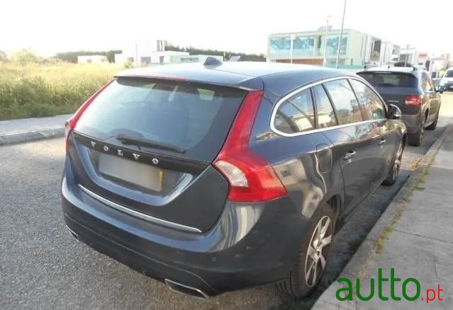 2014' Volvo V60 photo #3