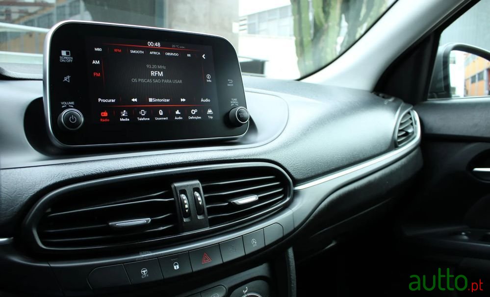 2018' Fiat Tipo Station Wagon photo #5