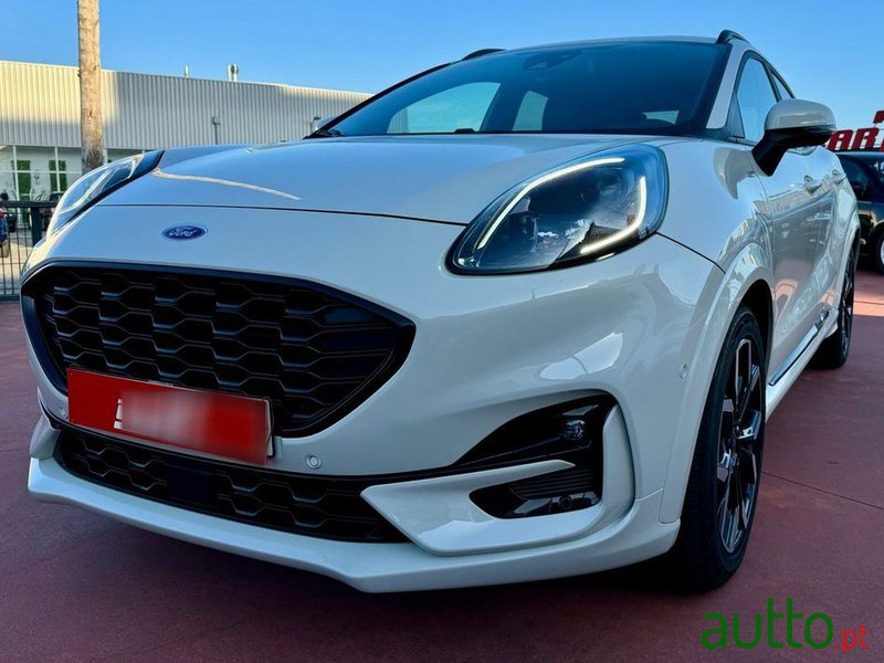 2021' Ford Puma photo #2