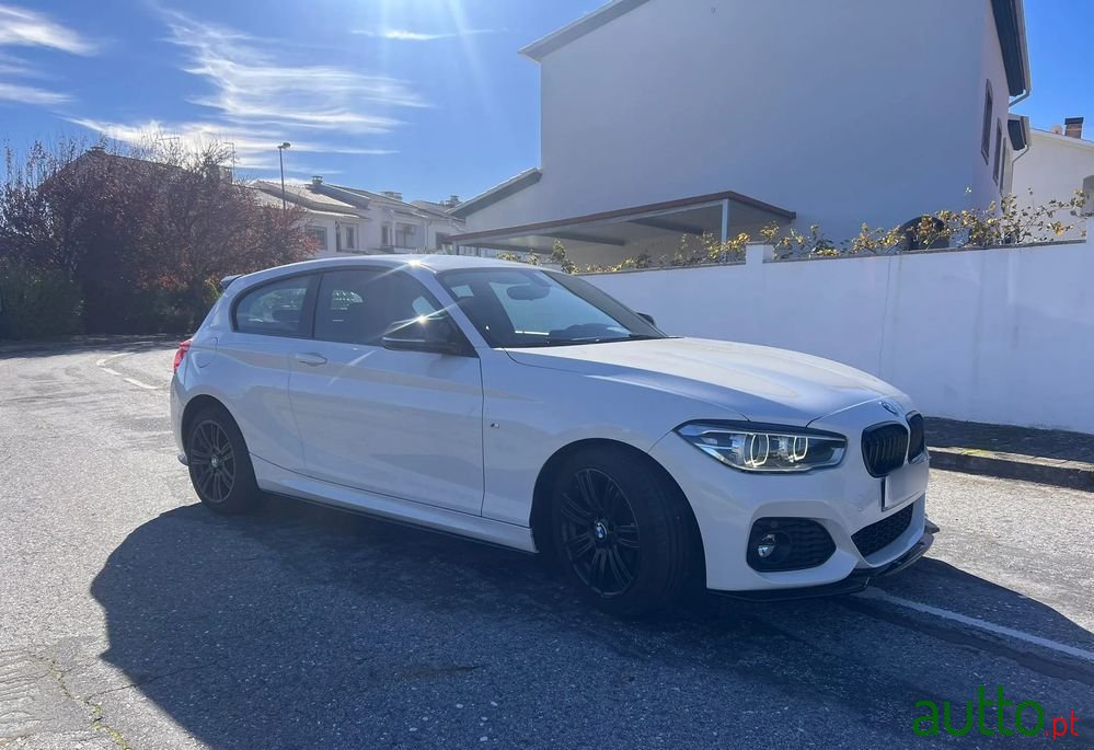 2017' BMW Série 1 D M Sport photo #3