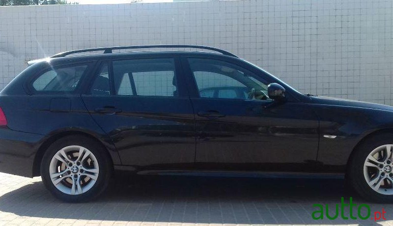2010' BMW 318 photo #3
