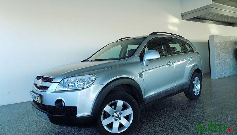 2008' Chevrolet Captiva photo #1