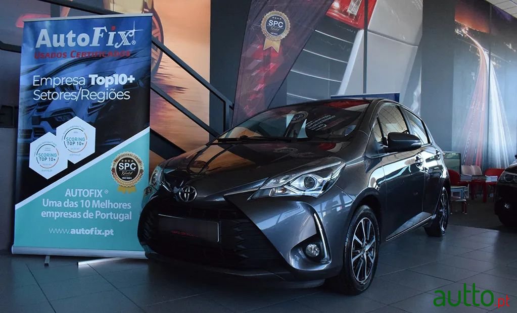 2018' Toyota Yaris photo #1