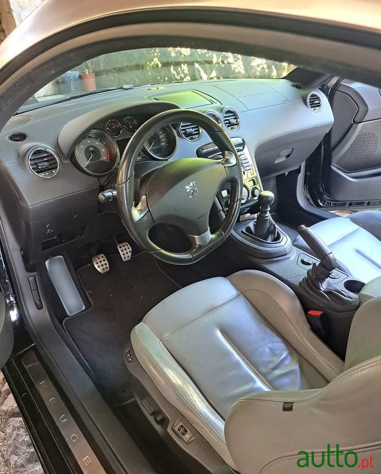 2010' Peugeot RCZ 2.0 Hdi photo #2