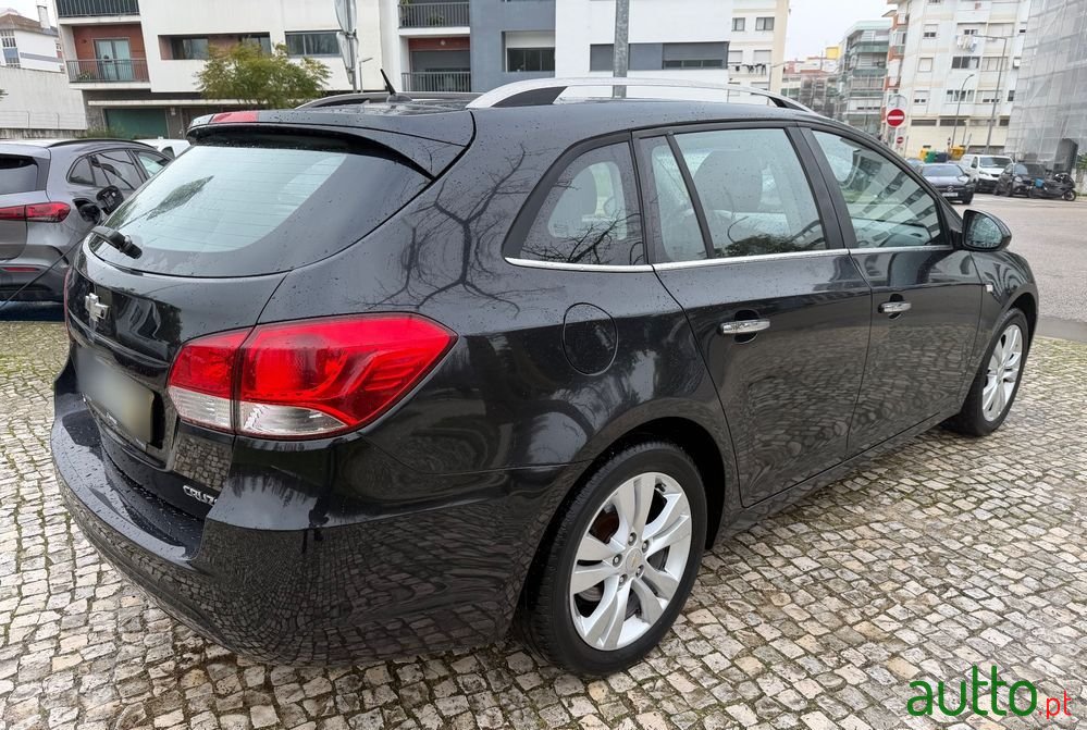 2013' Chevrolet Cruze Sw photo #2