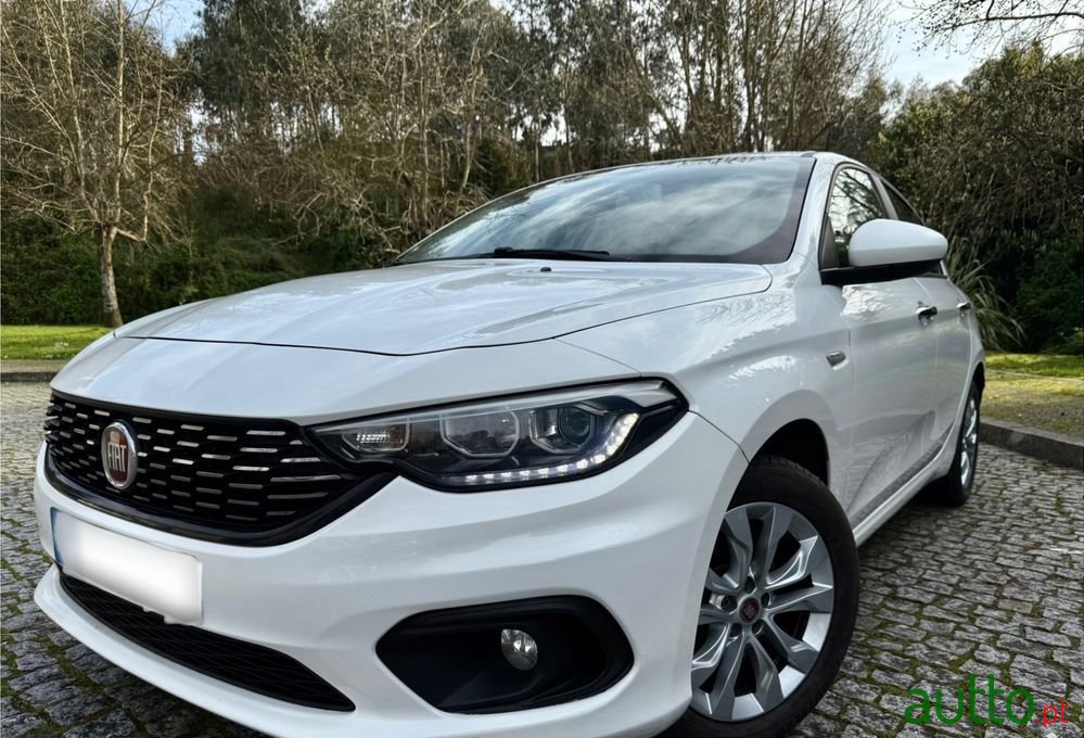 2019' Fiat Tipo photo #2